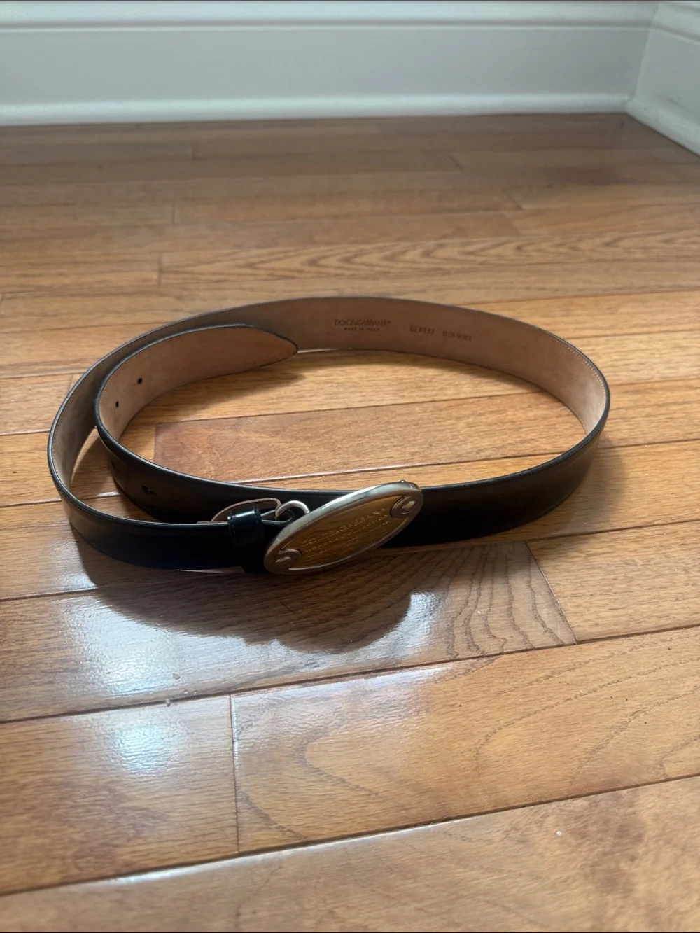 Dolce & Gabbana Leather Womens Belt with Gold Oval Buckle - Black